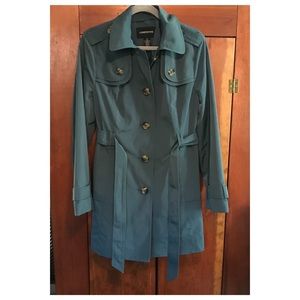 London Fog short Teal Trench coat rain spring ☔️